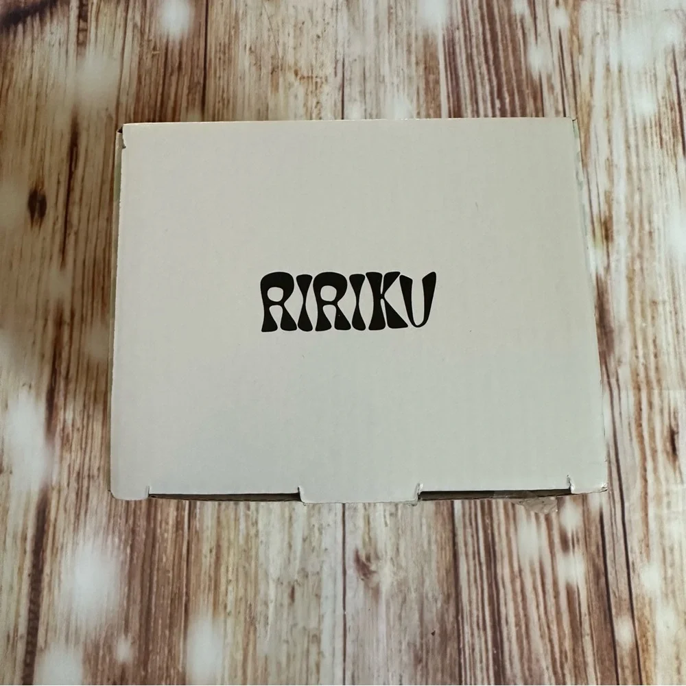 Ririku Beige 4 Piece White Marbled Resin Coaster Set